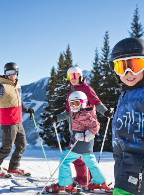 Skiing with children in Saalbach